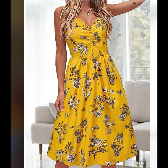 Dresses & Skirts - Floral Spaghetti Strap Dress